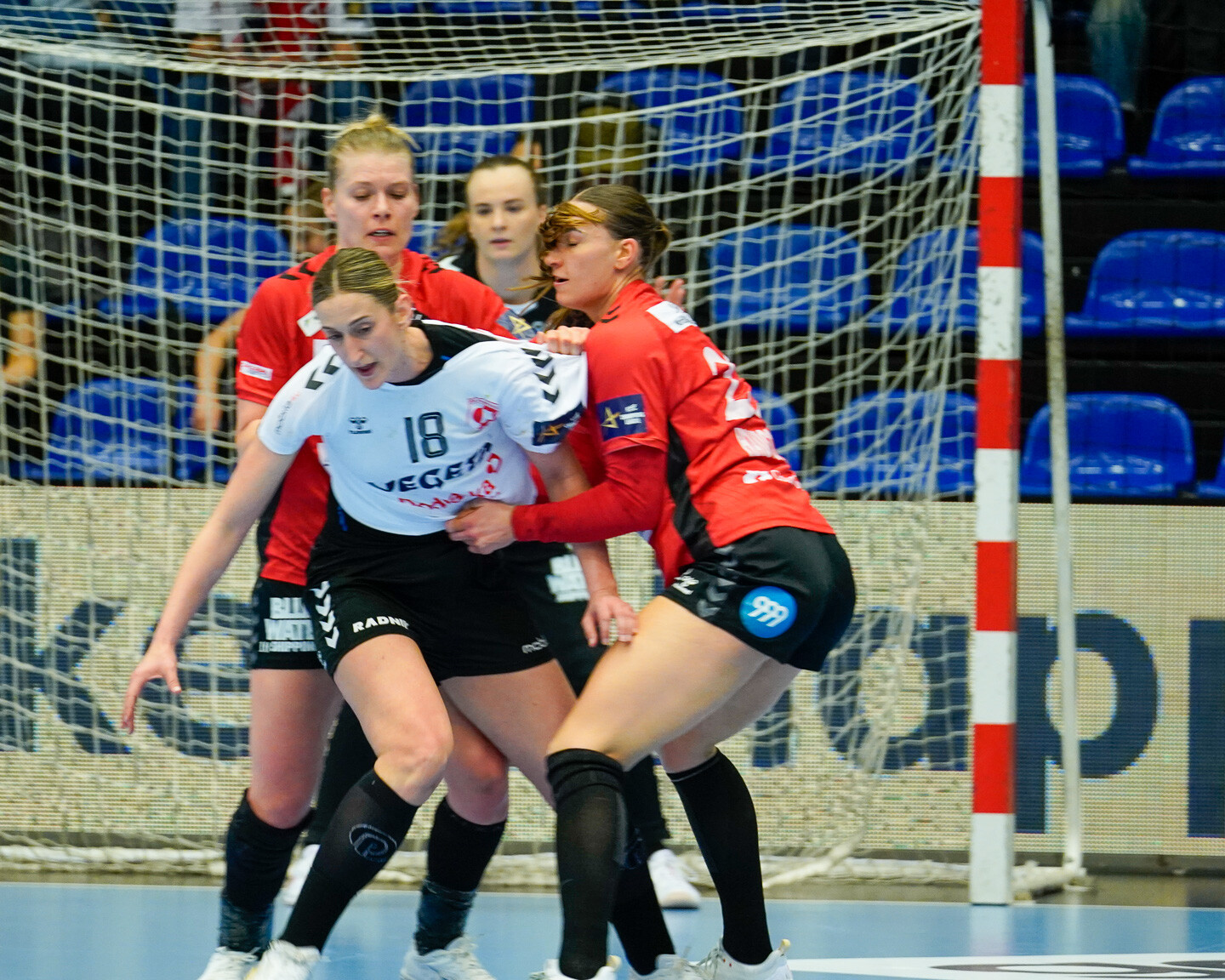 Team Esbjerg-spillerne kom på arbejde i dagens kamp. Foto: Fjodor Pedersen.