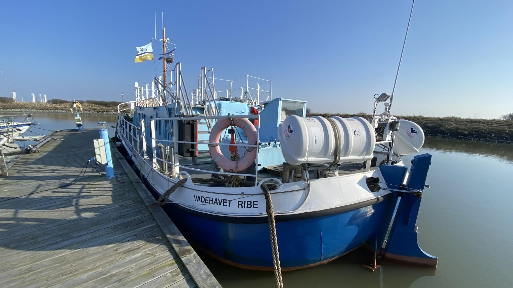 Nationalparkens skib i lystbådehavnen på Fanø. Foto: Johnny Tauman.