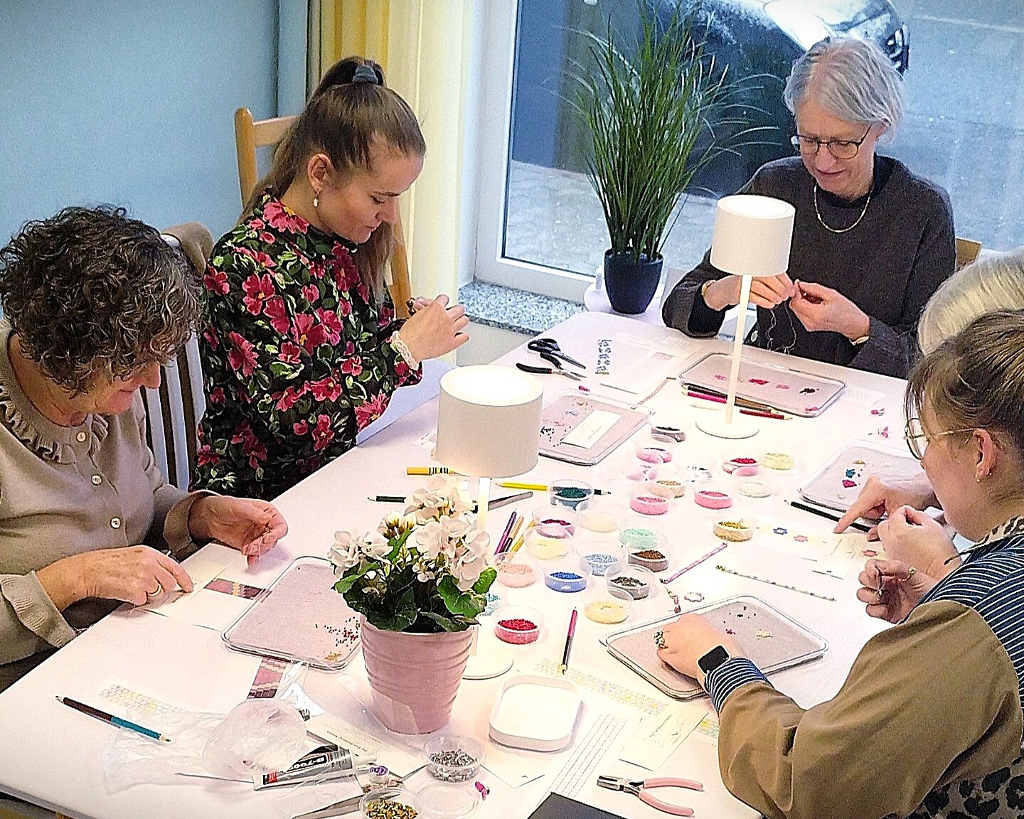 Butikken henvender sig både til nybegyndere og mere erfarne smykkedesignere. Privatfoto.