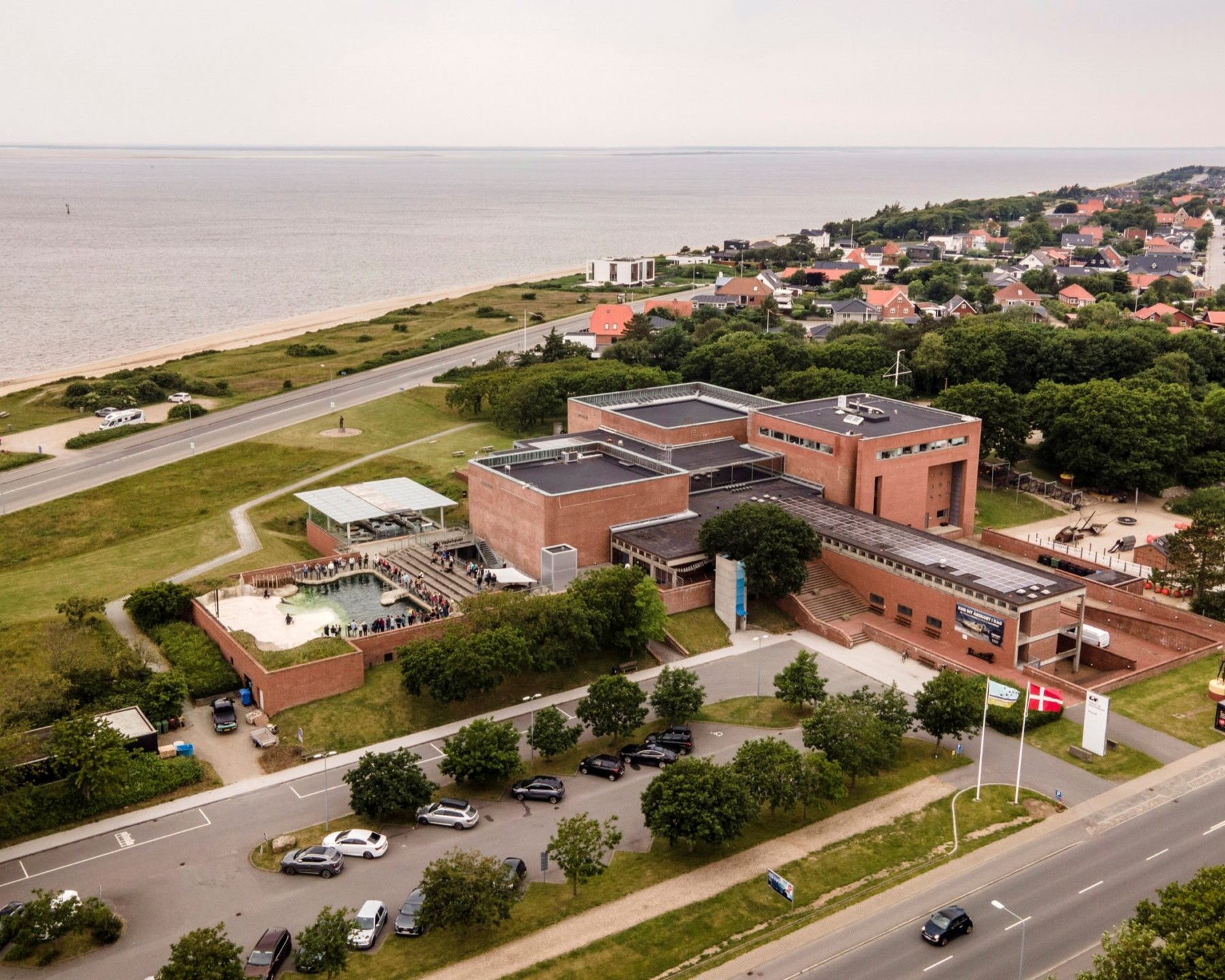 Fiskeri- og Søfartsmuseet ligger markant placeret helt ud til Vadehavet – et vartegn for byen, som nu står foran en stor transformation.