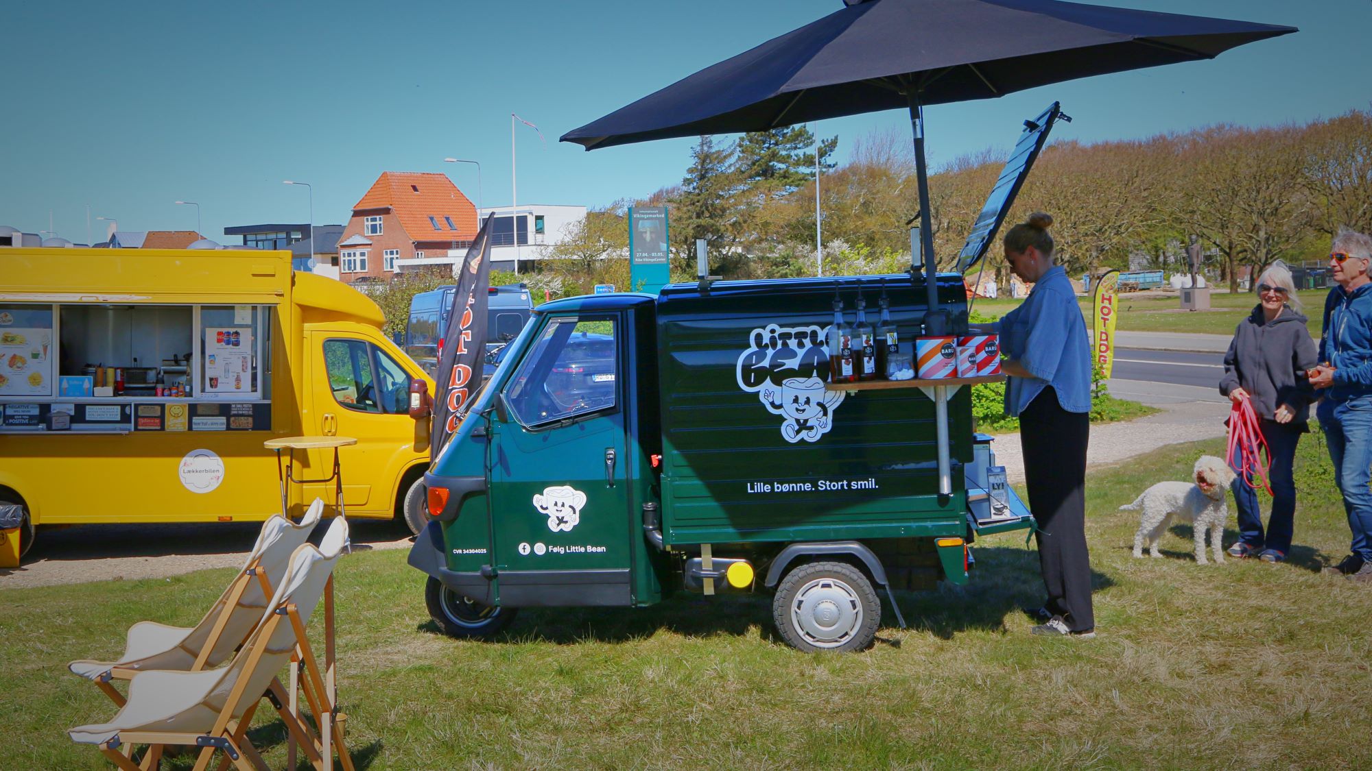 Mulighed for at nyde sin kaffe - mange benytter det. Foto: Johnny Tauman.