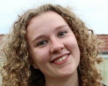 Marie Hvid-Olsen er aktuel med sin debutbog Elefanten i træet, der sætter fokus på børns selvværd og forventningspres. Privatfoto.