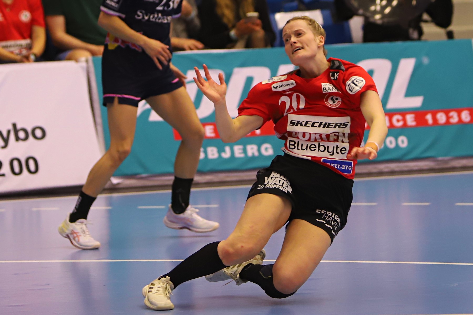 Marit fandt også vej til netmaskerne. Foto: Johnny Tauman.