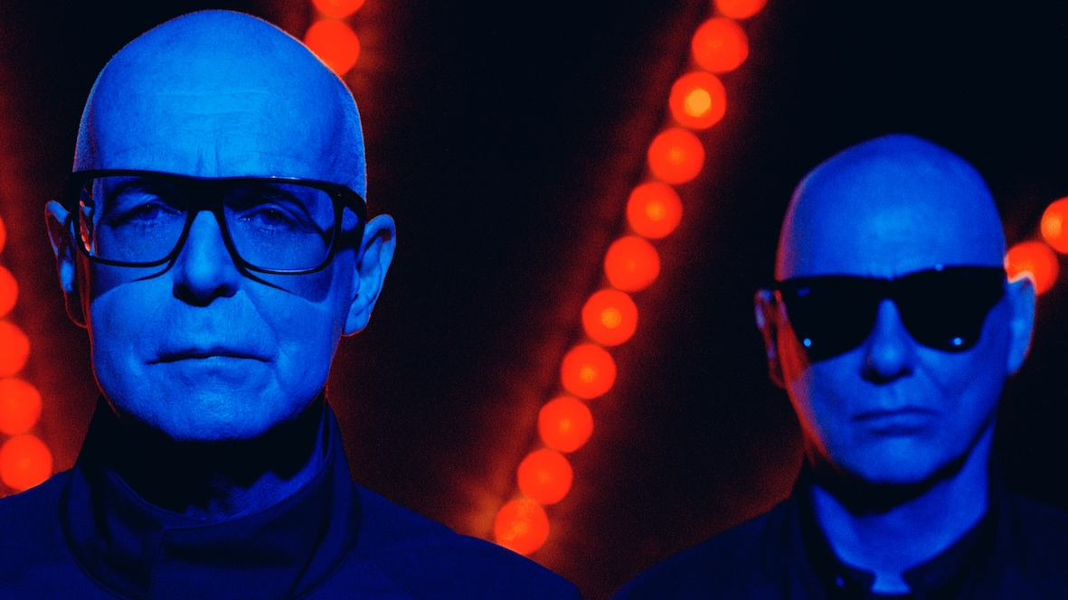 Pet Shop Boys gav i 2023 koncert i Royal Arena i København. Foto: Alasdair McLellan/Warner Music Group.