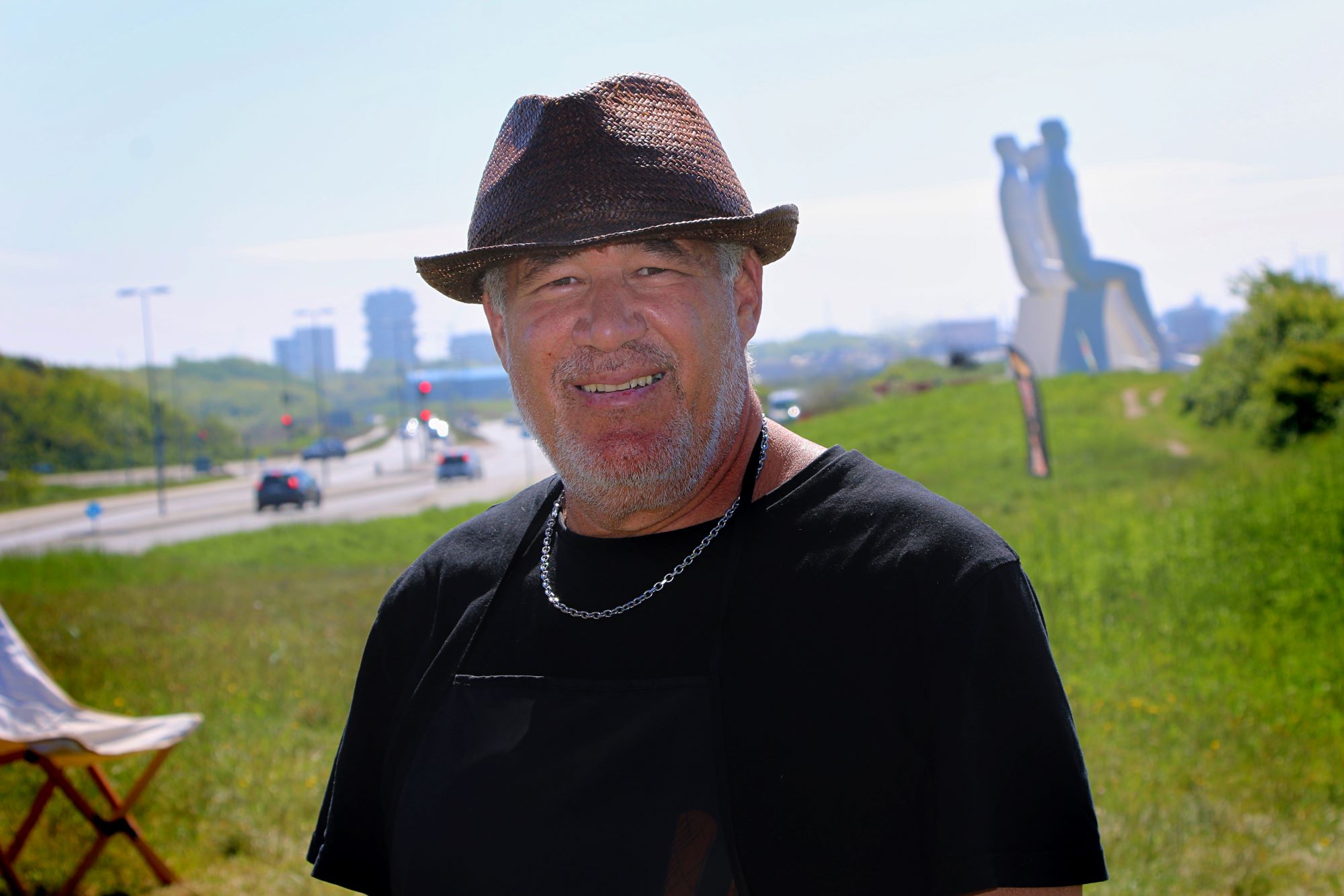 Sandro nyder området ved Mennesket ved Havet. Foto: Johnny Tauman.