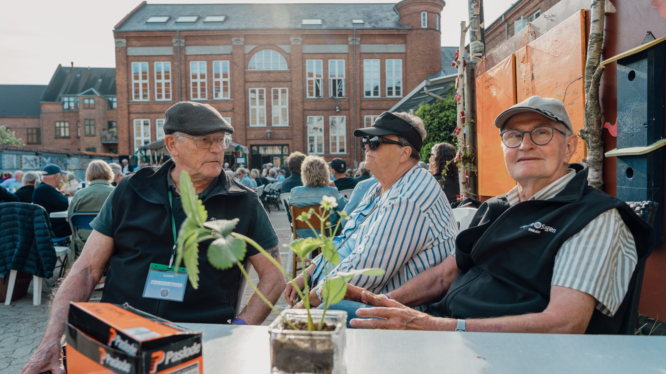 Formand for ÆldreSagen Esbjerg Peter Ried-Larsen (th) og bestyrelsesmedlem Knud Erik Bødker. Foto: Fjodor Pedersen.
