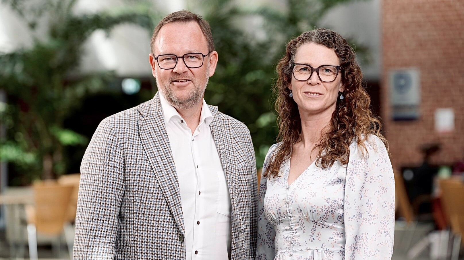 Det nye forpersonskab på UC SYD er på plads. Jesper Frost Rasmussen er valgt som formand, mens Mie Vode Moll er ny næstforperson. Pressefoto.