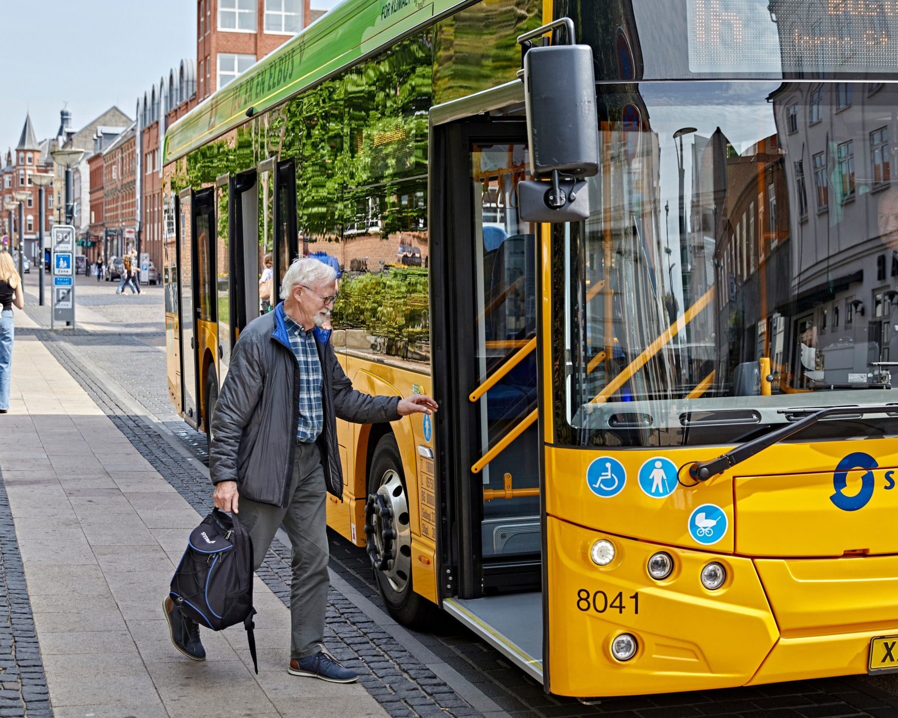 Bybus i Skolegade. Pressefoto: Sydtrafik.