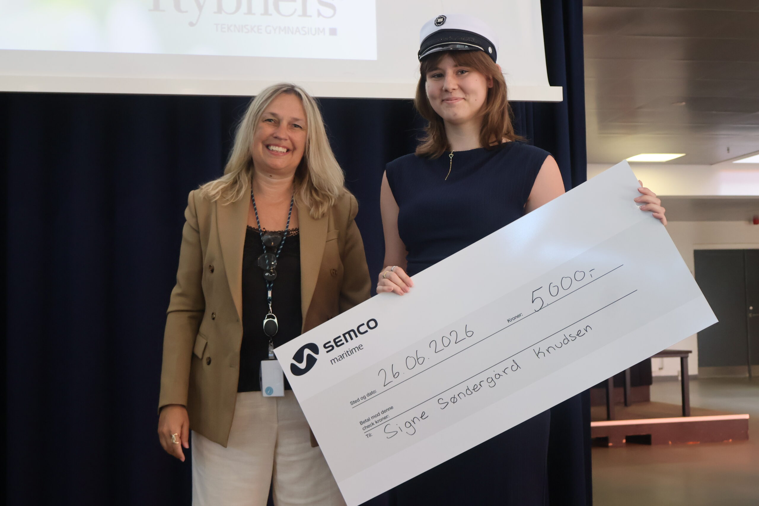 Signe Søndergård Knudsen modtog Semco Maritimes legat "Årets Gamechanger" på 5.000 kroner. Foto: Rybners.