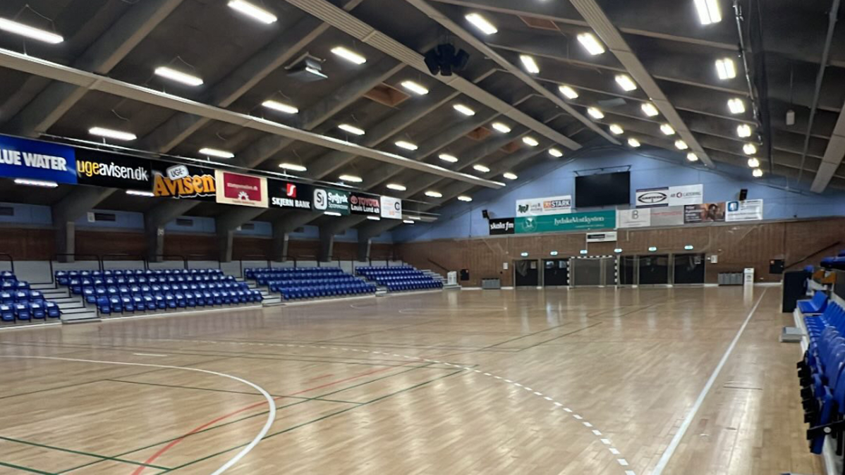 Ribe Fritidscenter kommer ikke til at lægge gulv til flere ligakampe. Pressefoto.