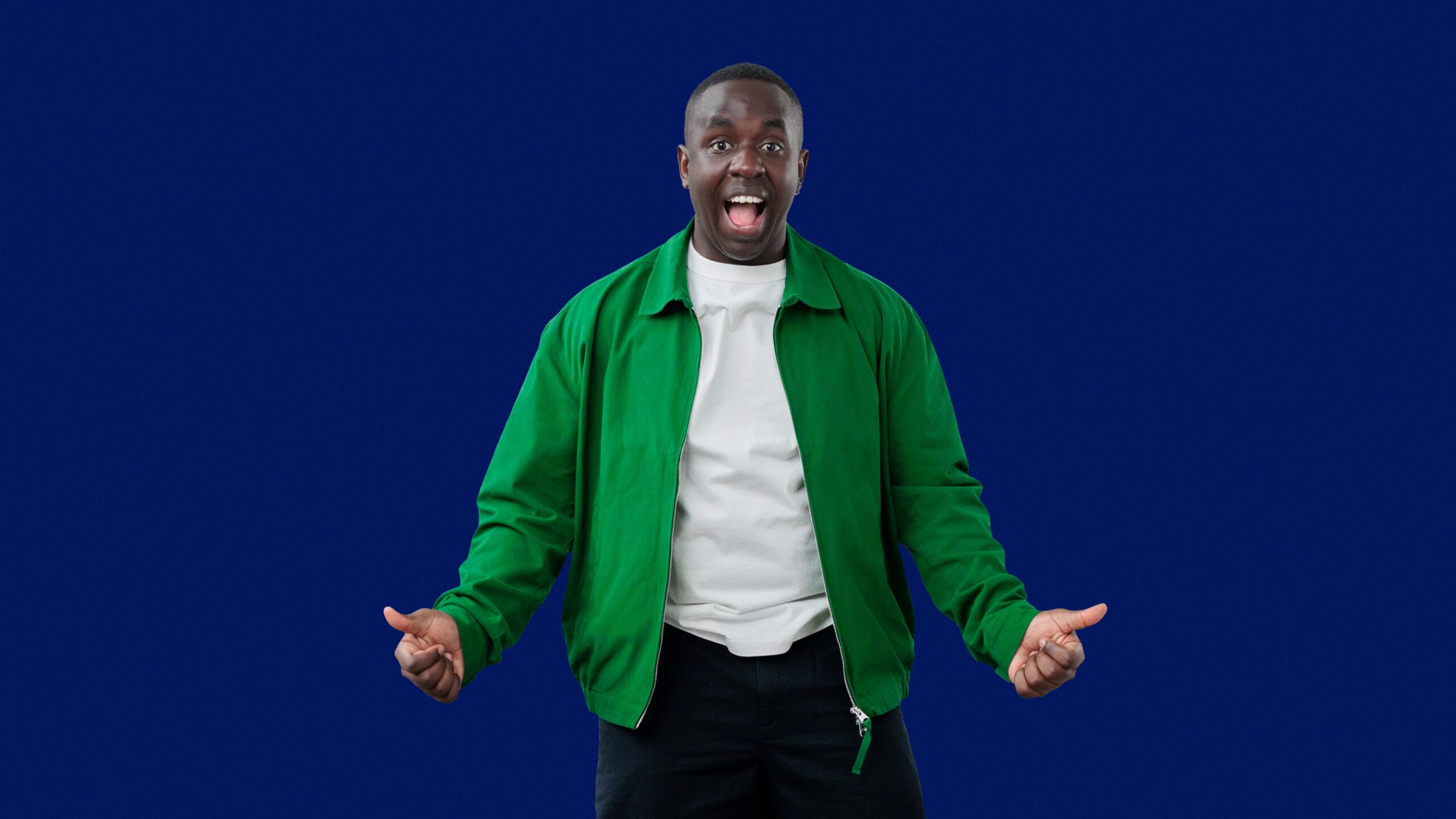 Den kendte tv-vært Melvin Kakooza er Elgigantens ansigt udadtil på fødselsdagskampagnen. PR-foto.