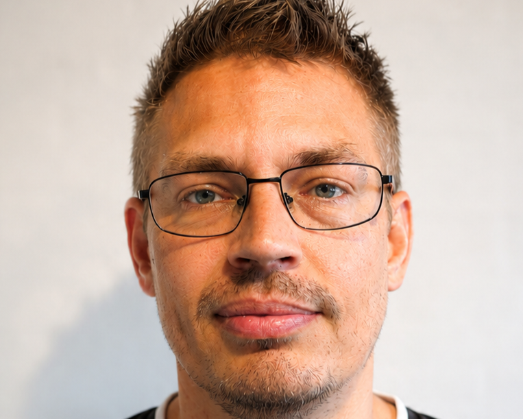 Rasmus Glad Vandbæk er ny assistenttræner i Team Esbjerg. Privatfoto.