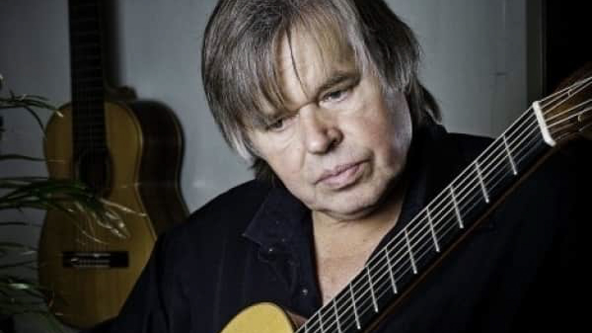 Jørgen Bjørslev blev ansat som underviser på det daværende Vestjysk Musikkonservatorium i 1975. Nu siger den mangeårige docent farvel efter mere end et halvt århundrede i musikkens tjeneste.
