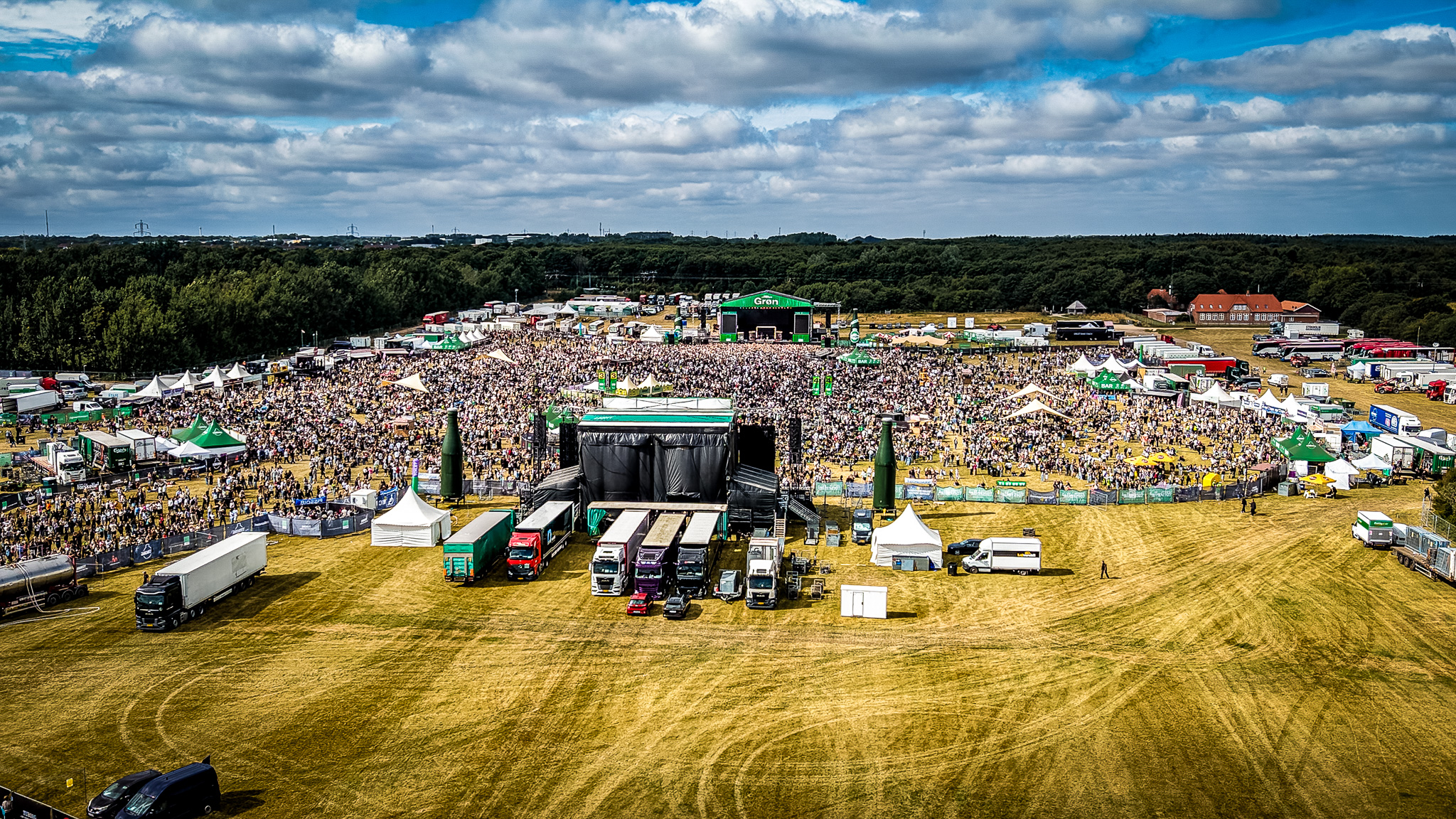 I alt 22.000 gæster fandt vej til festivalpladsen, hvor Andreas Odbjerg, Annika, HUGORM, Lukas Graham, Malte Ebert, Mumle, Sivas og Tessa stod på scenen foran et publikum. Foto: Bjarne Andersen.
