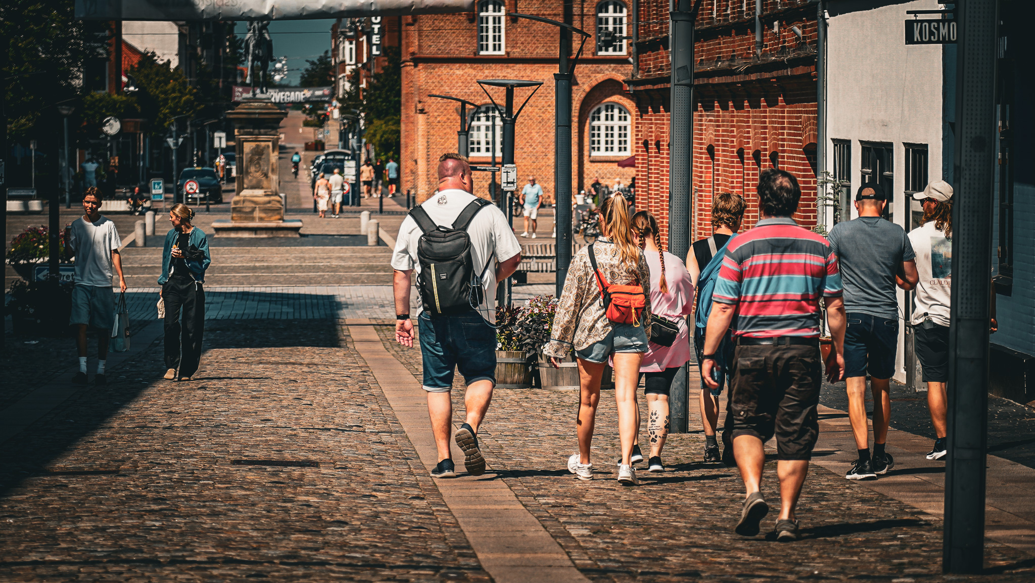 Ruten gik blandt andet gennem Kongensgade, hvor nye raids ventede med få minutters mellemrum. Foto: Fjodor Pedersen.