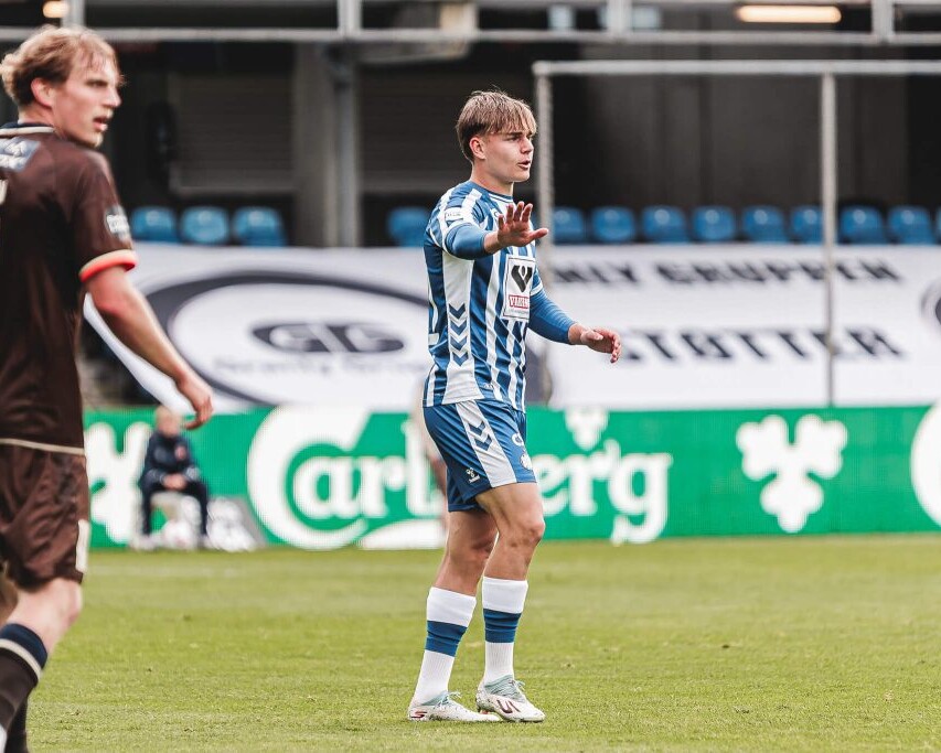 Unge Emil Larsen nåede kun få optrædener på EfB's førstehold. Pressefoto.