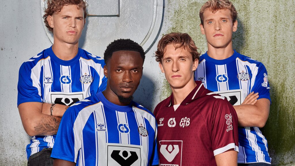 EfB har i samarbejde med Sport 24 og Hummel i dag præsenteret nye spillertrøjer. PR-foto.