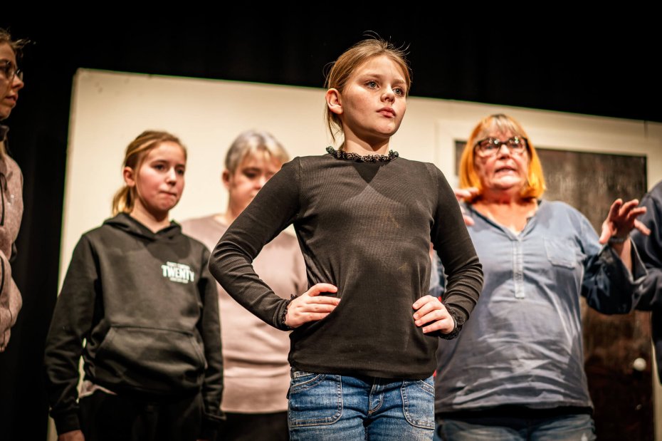 11-årige Sophie spiller Oliver Twist. Foto: Fjodor Pedersen.