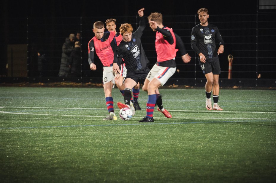 Det lignede en rigtig træningskamp, men EfB så ud til at være klar til premieren lørdag mod Kolding. Foto: Fjodor Pedersen.