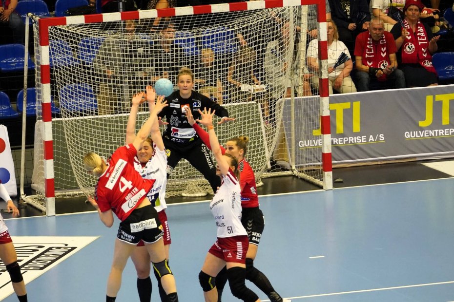 Team Esbjerg skød til tider Ikast i sænk. Foto: Fjodor Pedersen.
