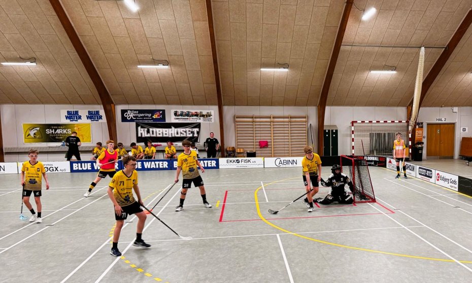 Esbjerg Sharks Floorball Club U15.