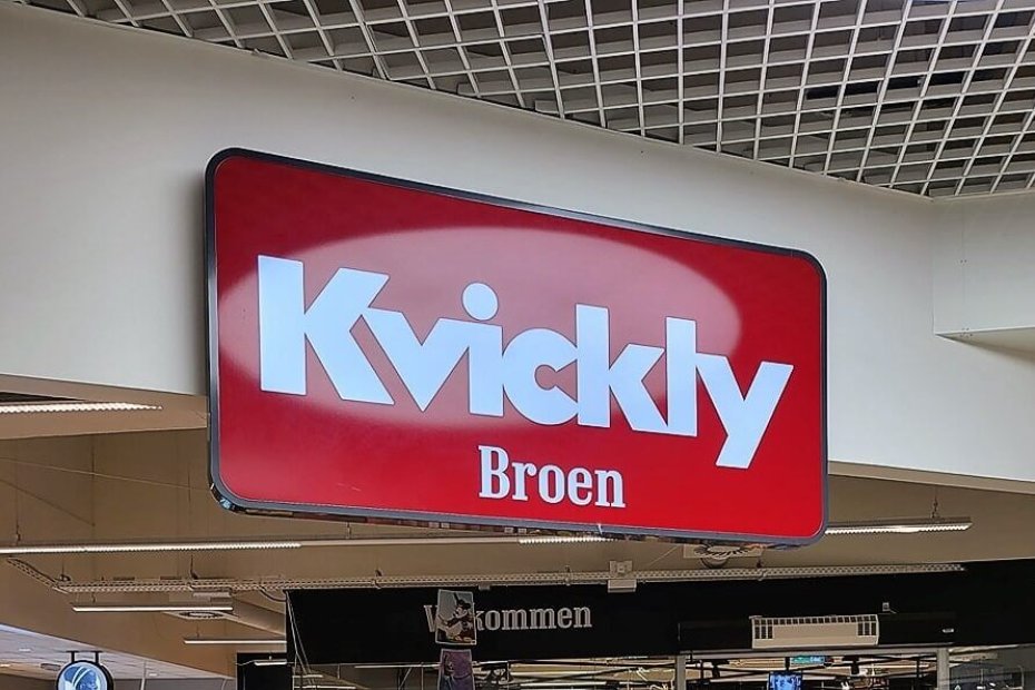 Kvickly-skiltet får kun lov at hænge få uger endnu. Arkivfoto.