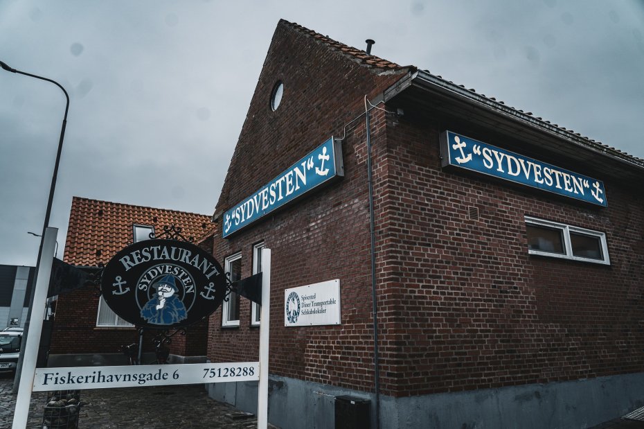 Sydvesten på fiskerihavnen i Esbjerg. Foto: Fjodor Pedersen.